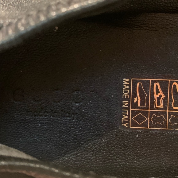 Gucci black ballet slippers with gold Gucci horse shoe - Picture 5 of 7